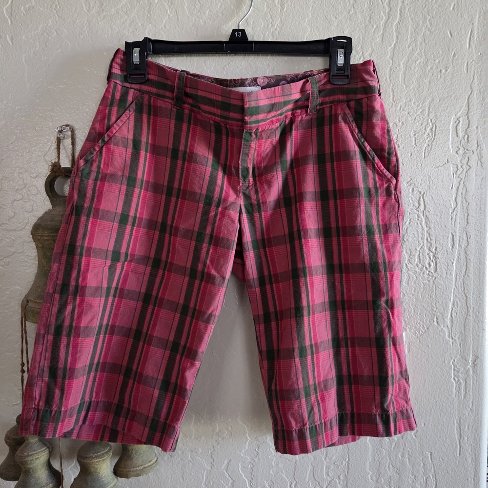 Old Navy Pink Plaid Women's Bermudas